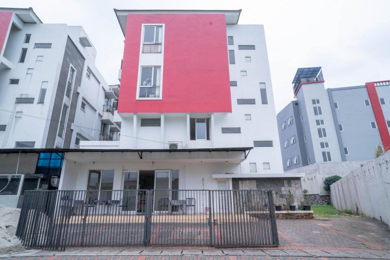 Mroom Residence Near Umn Gading Serpong Redpartner Cicayur Exterior photo